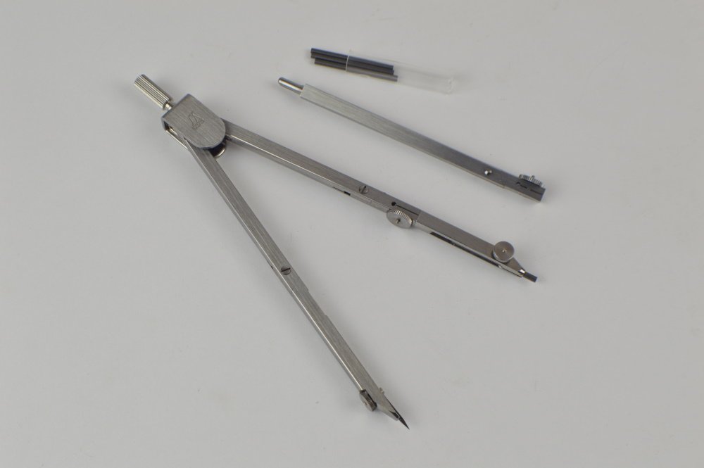 Shinwa Compass with Pencil Lead Classic Hand Tools Limited