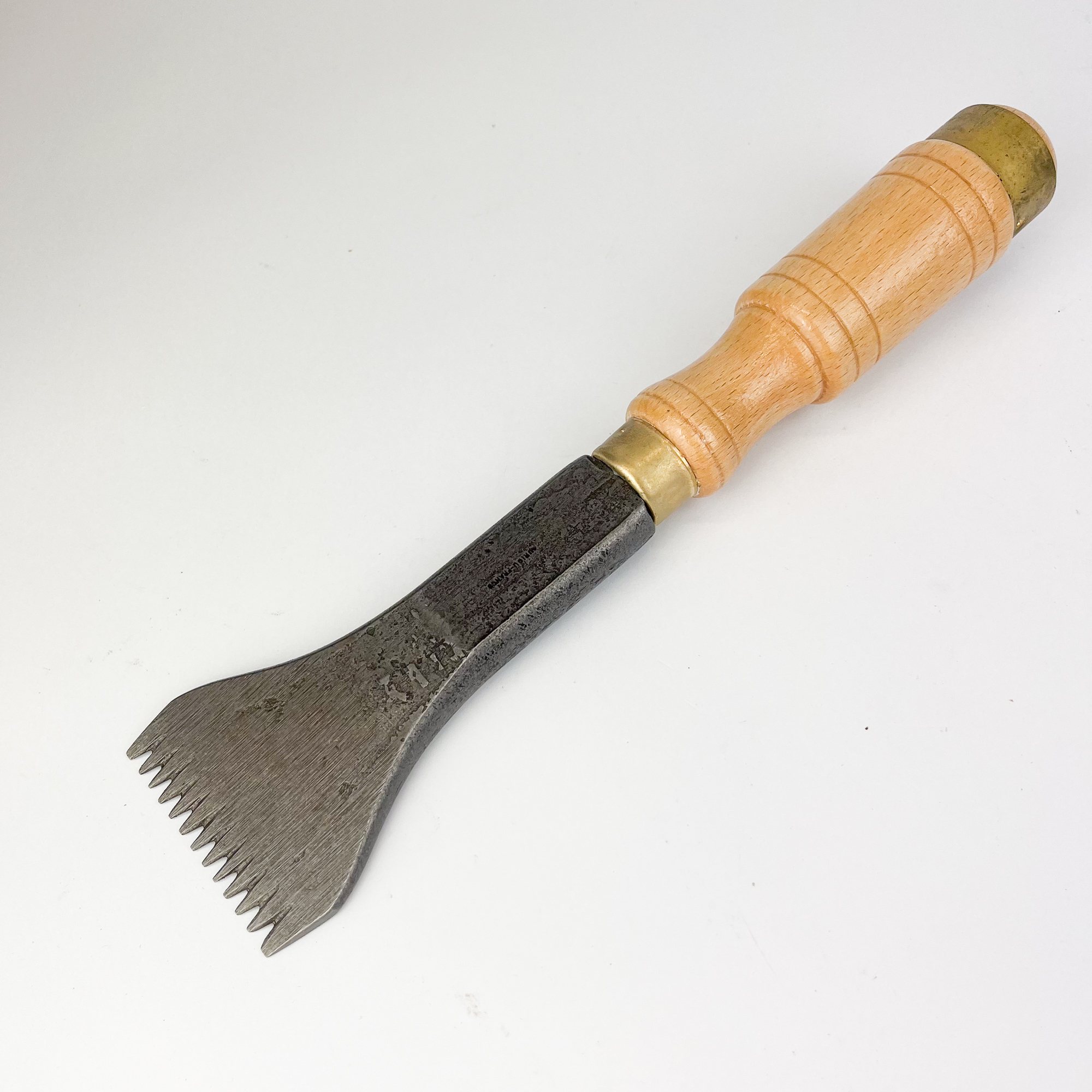 Friday Finds Stone Masons Firesharp Toothed Chisels – 11 widths ...