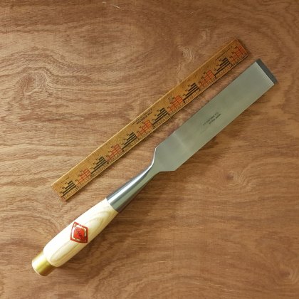 Henry Taylor Heavy Duty Socket Firmer Chisels Henry Taylor Heavy Duty Socket Firmer Chisels