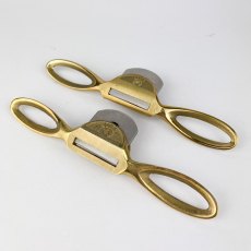 Lie-Nielsen - Pair of Preston style Spokeshaves with Leather Cases [Preowned, SOLD]