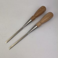 Lie-Nielsen - Pair of 1/4'' Skew Chisels [Preowned, Unused, SOLD]