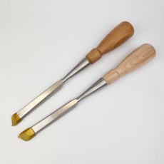 Lie-Nielsen – Pair of 1/2'' Skew Chisels [Preowned, SOLD]