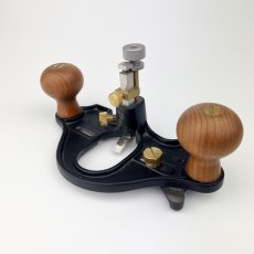 Lie-Nielsen No.71 - Large Router Plane (Closed Throat) [Preowned, SOLD]
