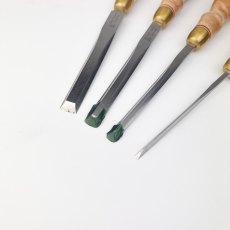 Blue Spruce Toolworks – Set of 4 Dovetail chisels – curly maple handles [Pre-owned]