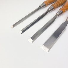 Blue Spruce Toolworks – 4 beautiful Optima chisels [Pre-owned, SOLD]