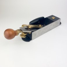 Lie Nielsen Toolworks – No.9 Mitre Plane with hotdog handle [Pre-owned, SOLD]