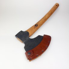 Gransfors Bruk – Broad Axe - Left handed 4813 with offset handle [New with damaged leather sheath]