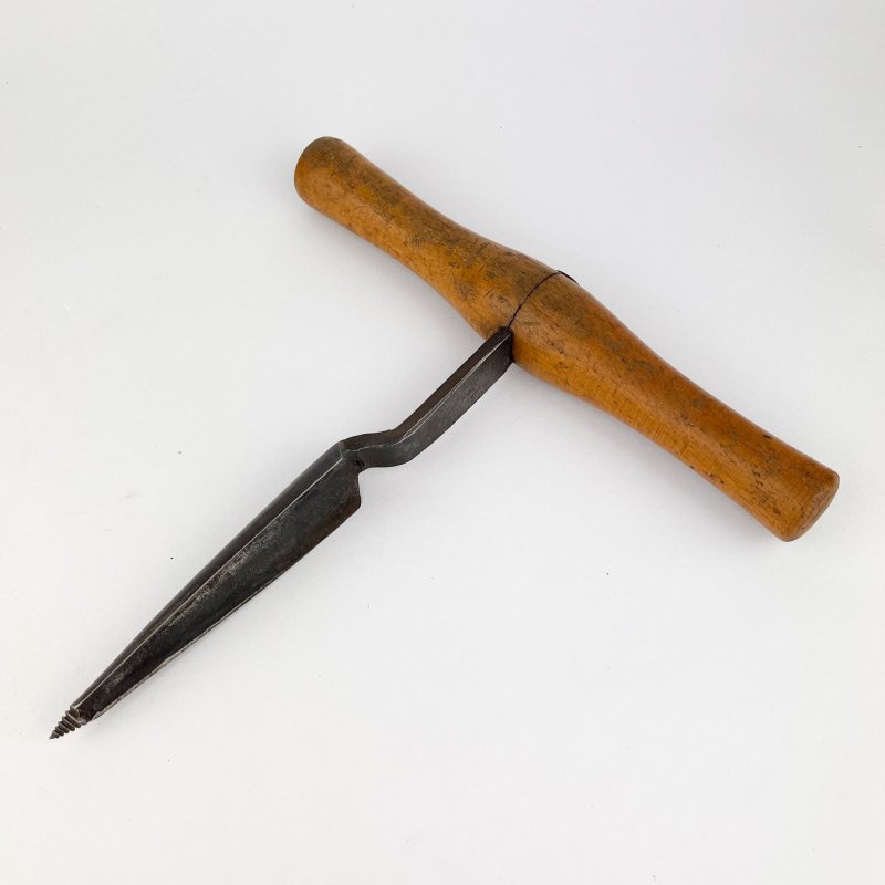 Friday Finds 1 1/4'' Coopers Bung Auger [Preowned, SOLD]