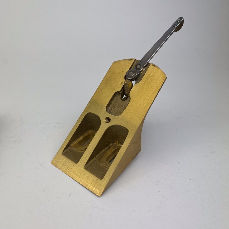 Friday Finds Lie-Nielsen - 2 3/8'' Plane Frog (50 degree, York Pitch) [Preowned, SOLD]