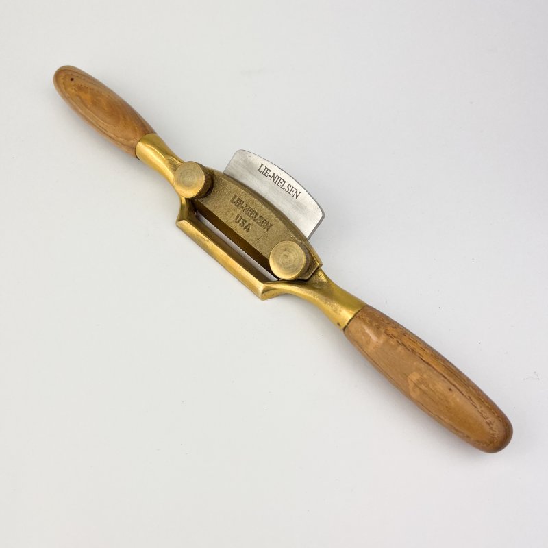 Friday Finds Lie-Nielsen - Boggs Spokeshave (Flat) [Preowned]