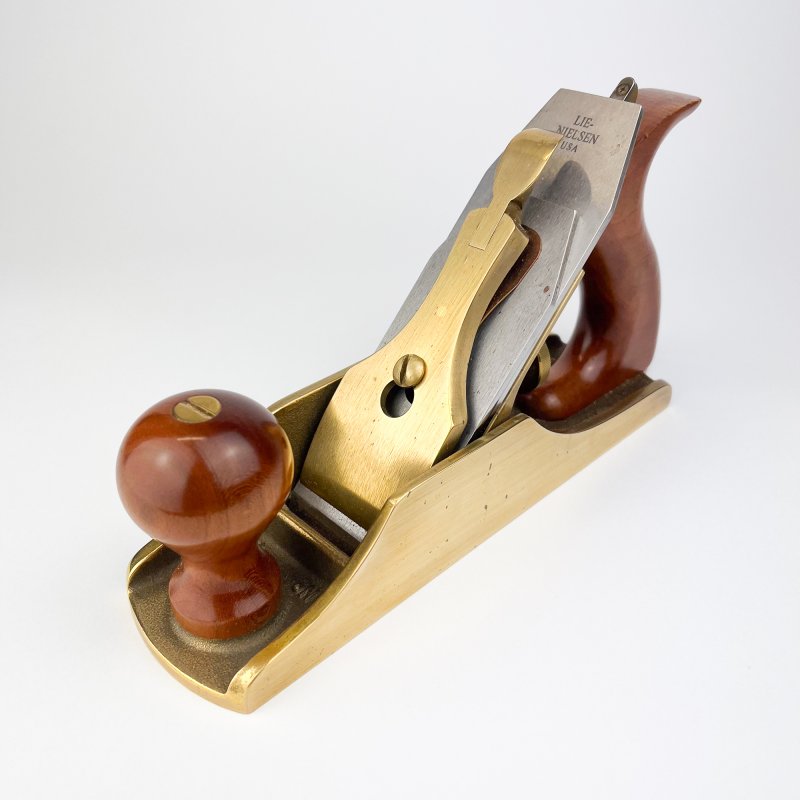 Friday Finds Lie Nielsen Toolworks – Bronze No. 4 Smoothing Plane [Preowned, SOLD]