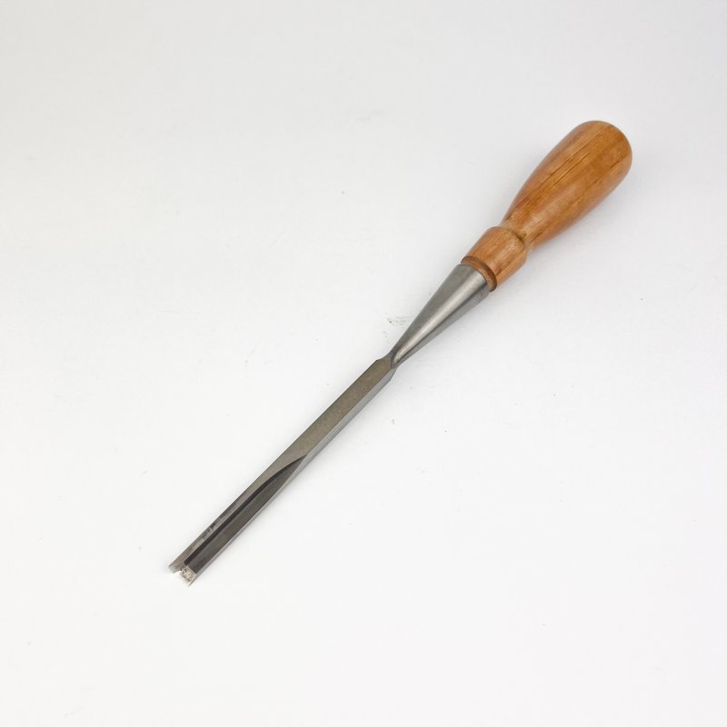 Friday Finds 1/4'' Corner Chisel by Lie-Nielsen [Pre-owned]