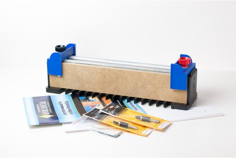 Friday Finds Gifkins Standard Dovetail Jig [Pre-owned, As new]